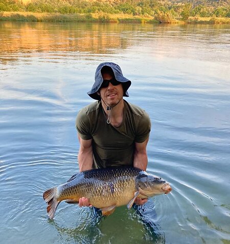 Carp fishing the River Ebro. john30lbs8oz